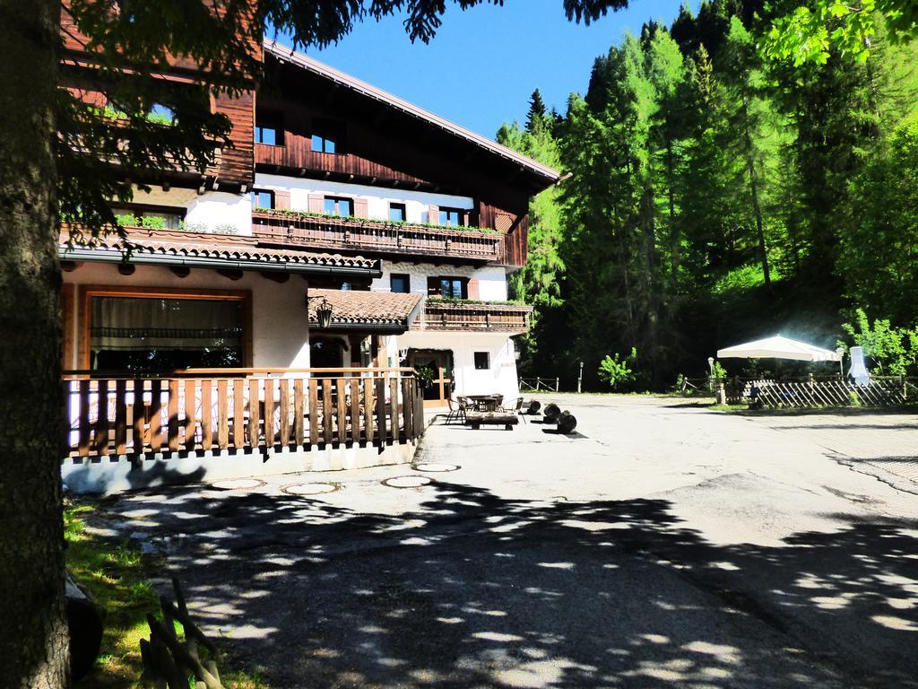 Hotel Bosco Verde Val di Zoldo Exterior foto